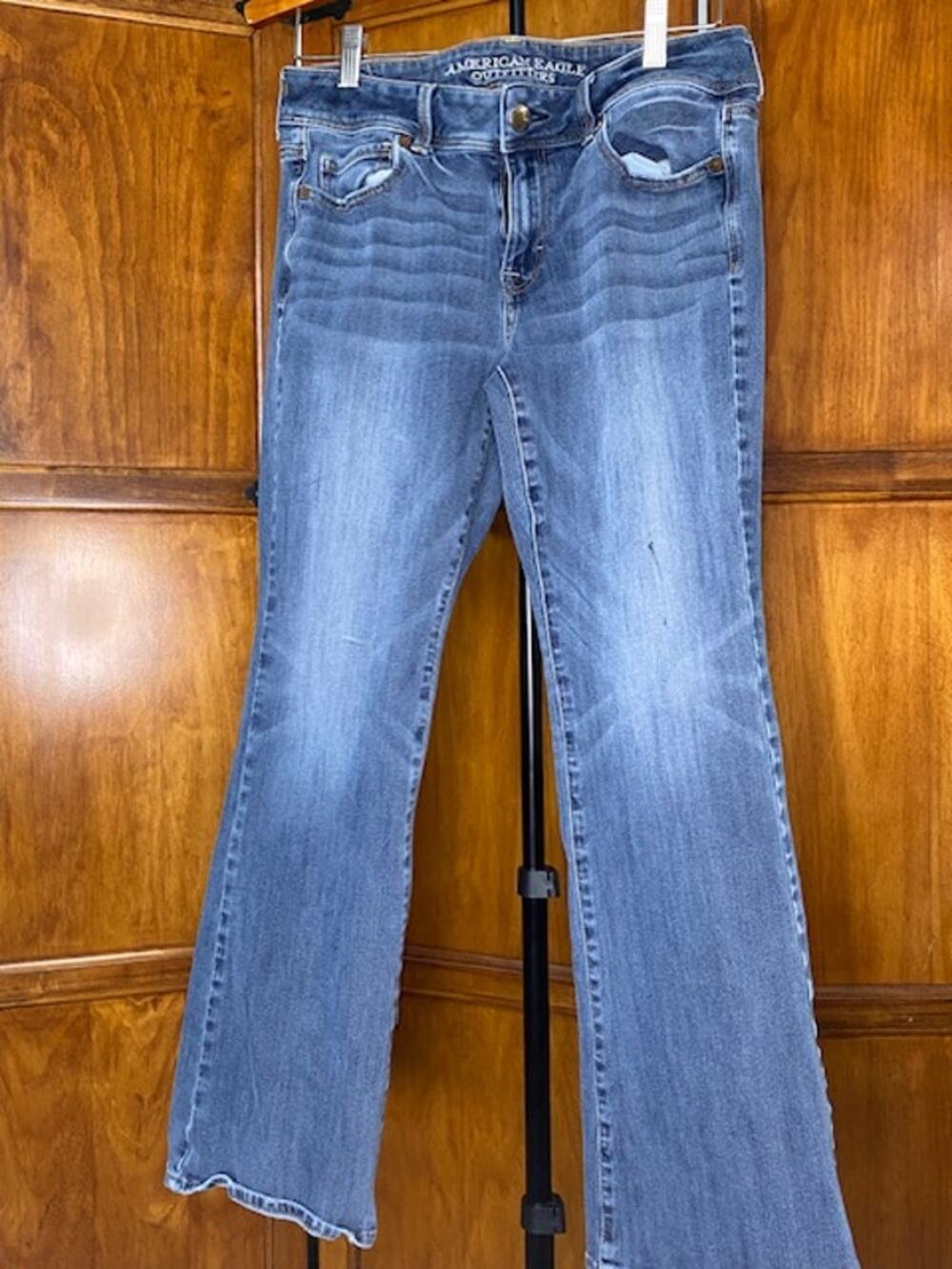 American Eagle Super Stretch Bootcut Jeans Women's 10 Short 31x33 Blue Denim
